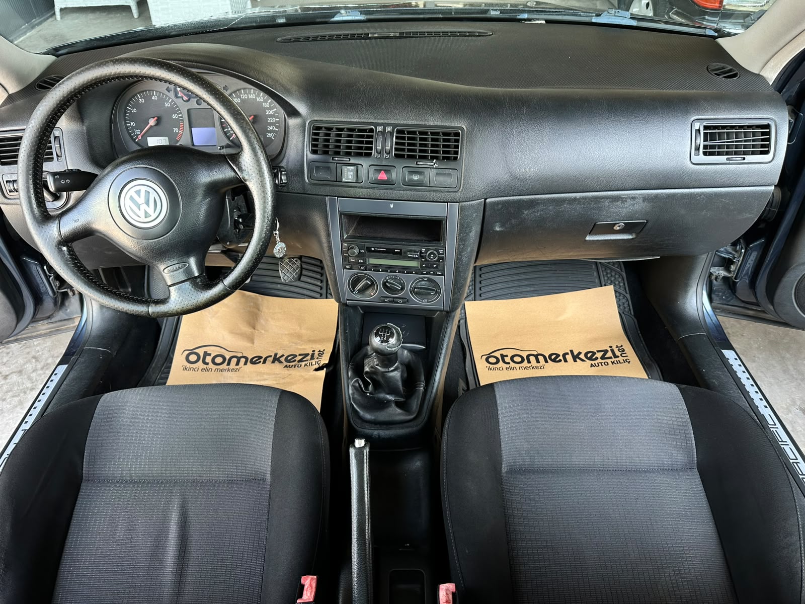 VOLKSWAGEN JETTA 9